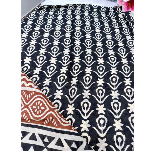 Cream Cotton Saree with Traditional Brown Butta Print & Black Geometric Border