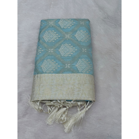 Blue Jacquard Saree with Elegant Golden Woven Design & Tassel Pallu