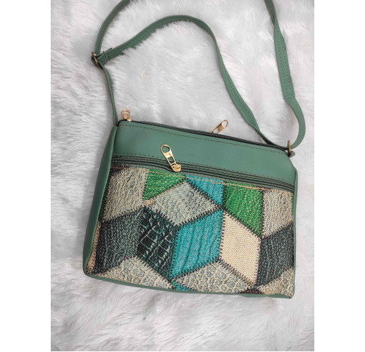 Stylish Travel Friendly Women’s Bag